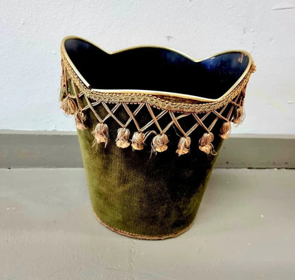 Vintage 60s/70s Rubbish Bin - Yatva