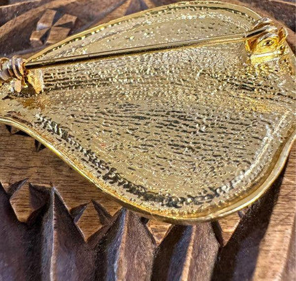 Vintage 709's Leaf Brooch - Yatva