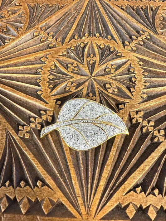 Vintage 709's Leaf Brooch - Yatva
