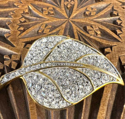 Vintage 709's Leaf Brooch - Yatva