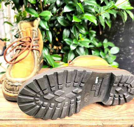 Vintage 70's / 80's Detroit Shearling Ankle Boots - Yatva