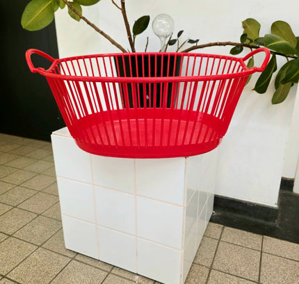 Vintage 70s / 80s Dynaware Slatted Laundry Basket - Yatva