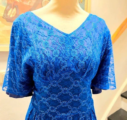 Vintage 70´s / 80´s Lace Flared Sleeves Dress. - Yatva