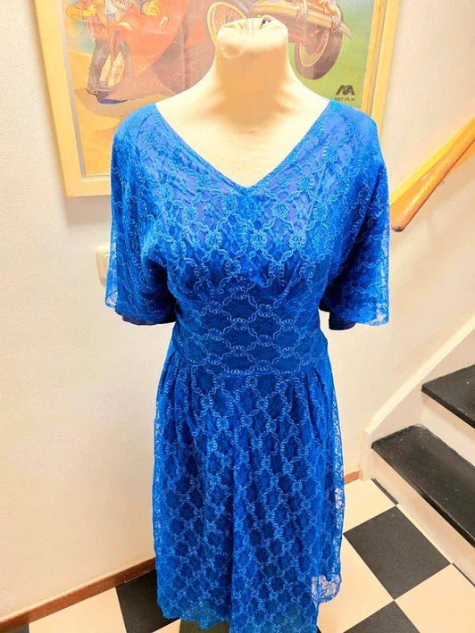 Vintage 70´s / 80´s Lace Flared Sleeves Dress. - Yatva