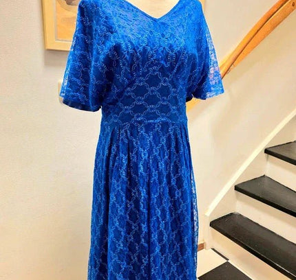 Vintage 70´s / 80´s Lace Flared Sleeves Dress. - Yatva