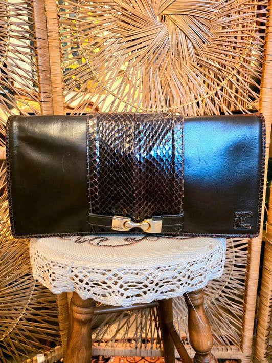 Vintage 70s / 80s Leather Clutch Bag - Yatva