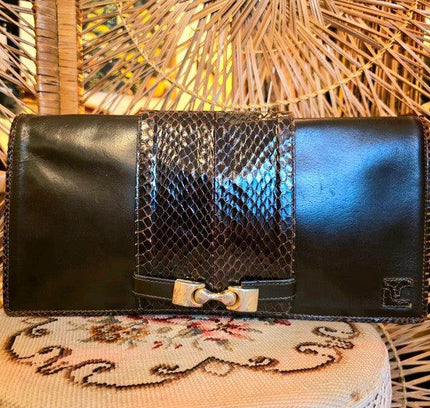 Vintage 70s / 80s Leather Clutch Bag - Yatva