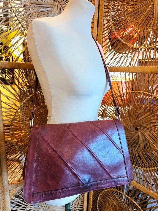 Vintage 70's / 80's Leather Shoulder Bag - Yatva