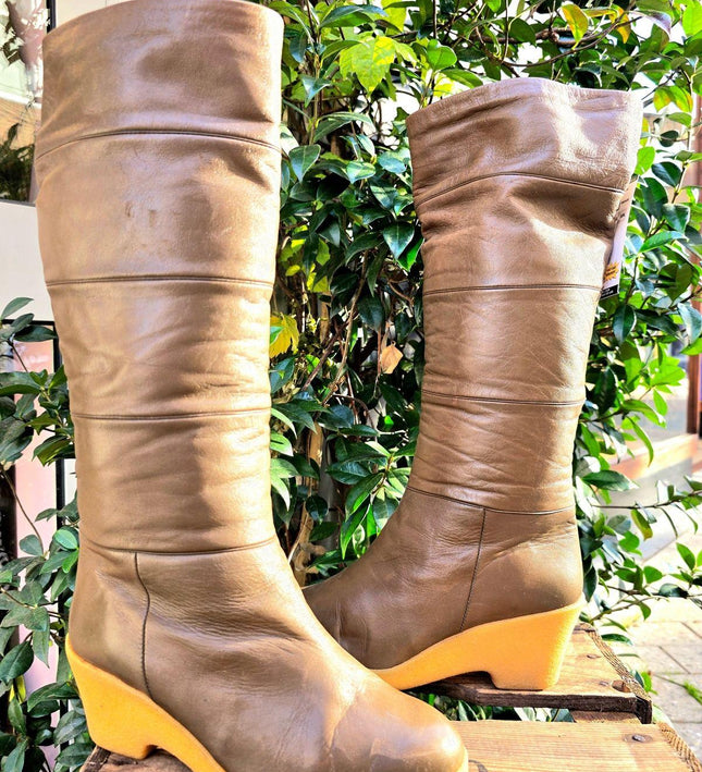 Vintage 70's / 80's Leather Wedge Boots - Yatva