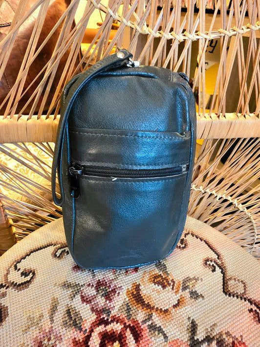 Vintage 70s / 80s Leather Wrist Bag - Yatva