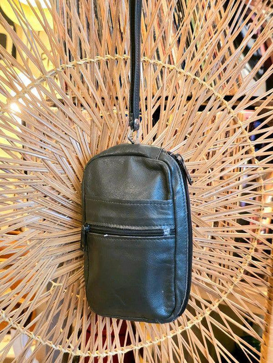 Vintage 70s / 80s Leather Wrist Bag - Yatva