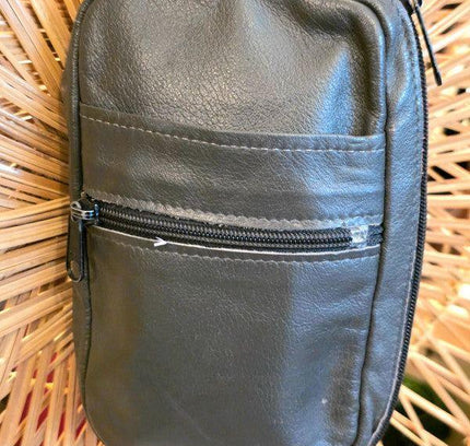 Vintage 70s / 80s Leather Wrist Bag - Yatva