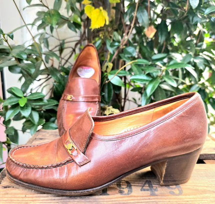 Vintage 70's / 80's Sioux Slip on Moccasin Shoes - Yatva