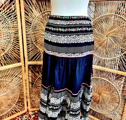 Vintage 70s / 80s Skirt - Yatva