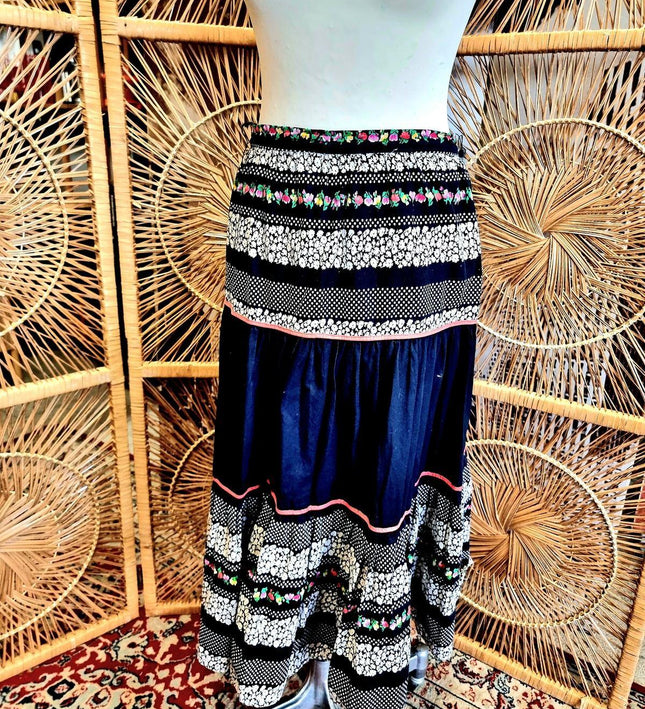Vintage 70s / 80s Skirt - Yatva
