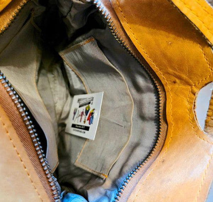 Vintage 70's / 80's Super Montana Shoulder Bag - Yatva