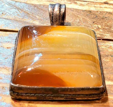 Vintage 70's Agate Pendant - Yatva