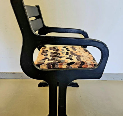 Vintage 70s Chair - Yatva