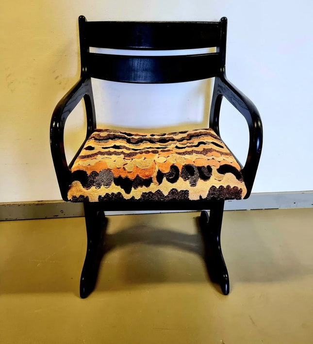 Vintage 70s Chair - Yatva