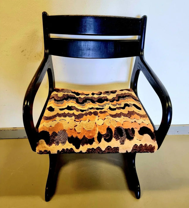 Vintage 70s Chair - Yatva