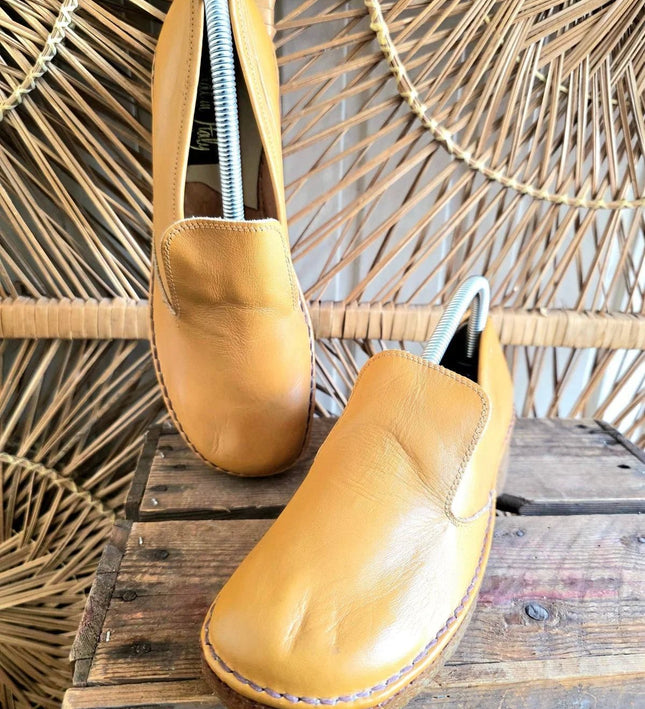 Vintage 70s Deadstock Brand New Made in Italy Loafers - Yatva