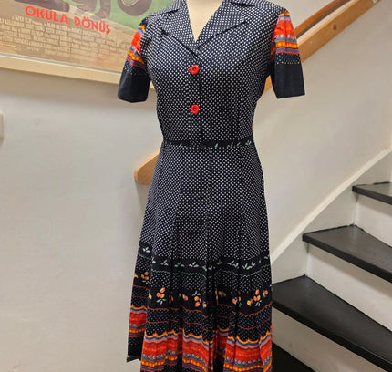Vintage 70's Dress - Yatva