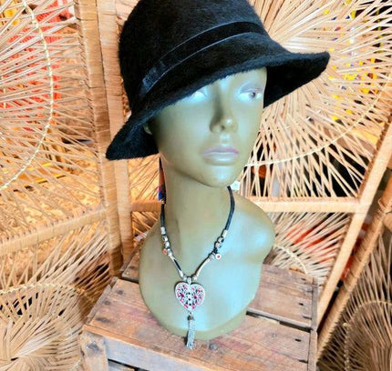 Vintage 70s Duchess Hat - Yatva