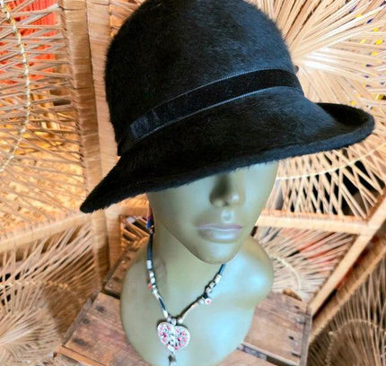Vintage 70s Duchess Hat - Yatva