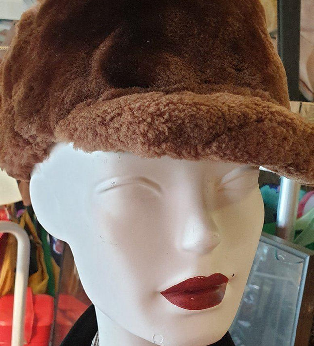 Vintage 70s Faux Fur Cap - Yatva