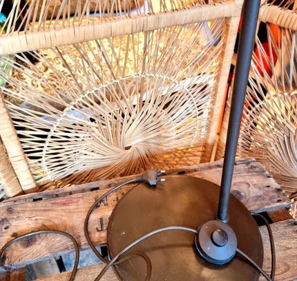Vintage 70's Floor Lamp - Yatva