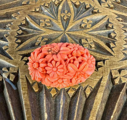 Vintage 70's Floral Brooch - Yatva