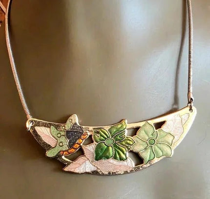 Vintage 70's Floral Pendant Necklace - Yatva