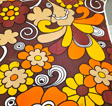 Vintage 70s "Flower Power" Sun Lounger Cover – Retro Psychedelic Floral (pair) - Yatva
