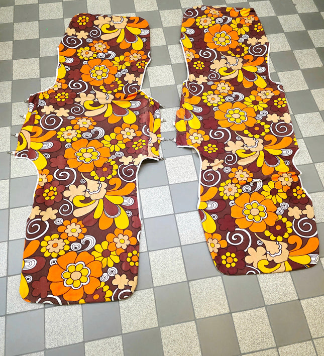 Vintage 70s "Flower Power" Sun Lounger Cover – Retro Psychedelic Floral (pair) - Yatva