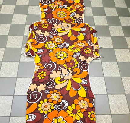 Vintage 70s "Flower Power" Sun Lounger Cover – Retro Psychedelic Floral (pair) - Yatva
