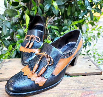 Vintage 70s Francisco Ayllón Two - Tone Kiltie Heels Shoes - Yatva