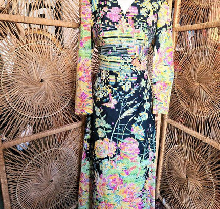 Vintage 70s Geometric Maxi Dress - Yatva