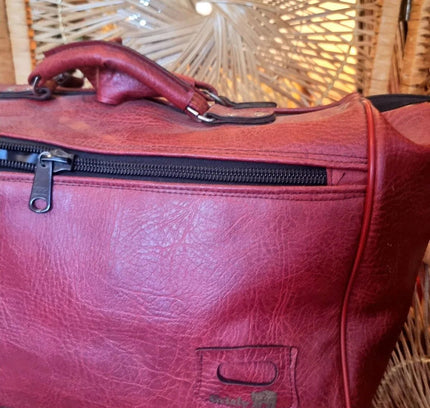 Vintage 70's Grisly Holdall Weekend Bag - Yatva