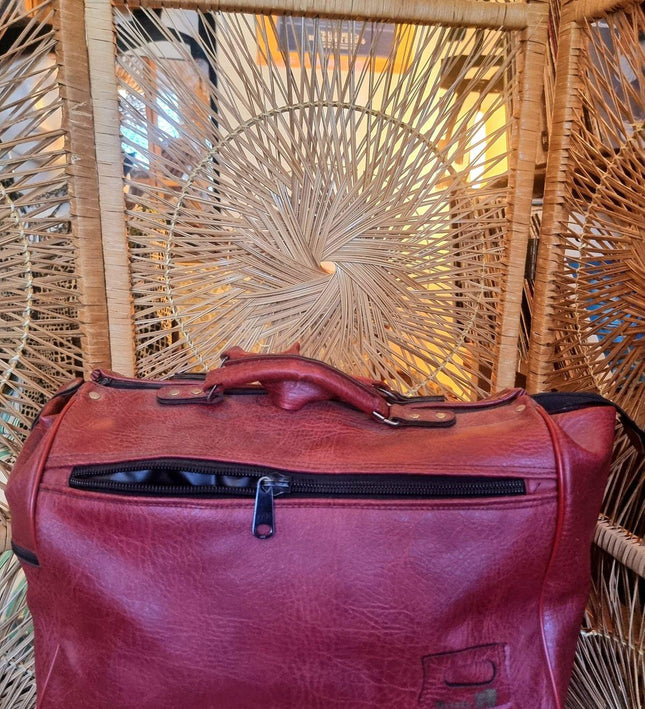 Vintage 70's Grisly Holdall Weekend Bag - Yatva