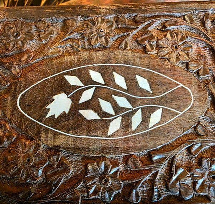 Vintage 70's Hand Carved Wooden Box - Yatva