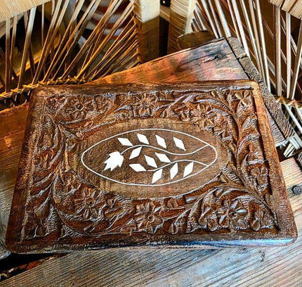 Vintage 70's Hand Carved Wooden Box - Yatva