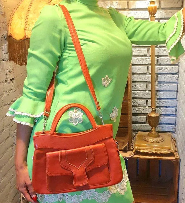 Vintage 70s Hand/ Shoulder Bag - Yatva