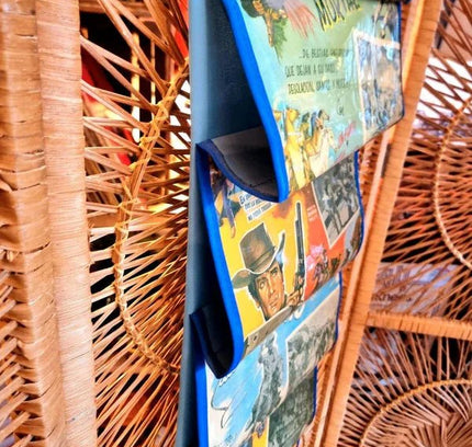 Vintage 70s Hanging Shoe organiser - Yatva