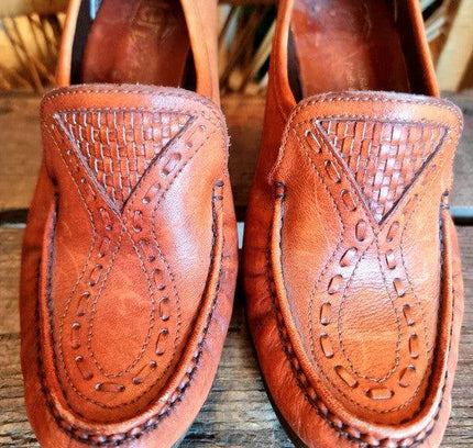 Vintage 70s Jen Leather Heeled Loafer Shoes - Yatva