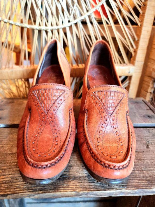 Vintage 70s Jen Leather Heeled Loafer Shoes - Yatva