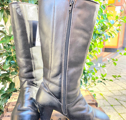 Vintage 70's Leather Boots - Yatva