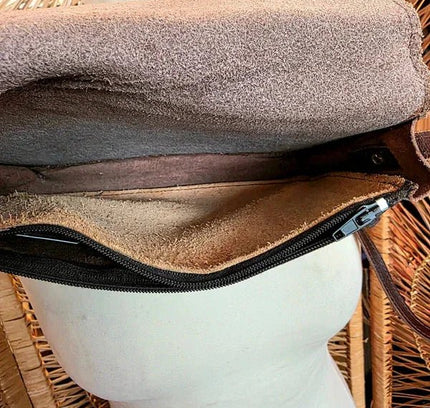 Vintage 70's Leather Crossbody Bag - Yatva
