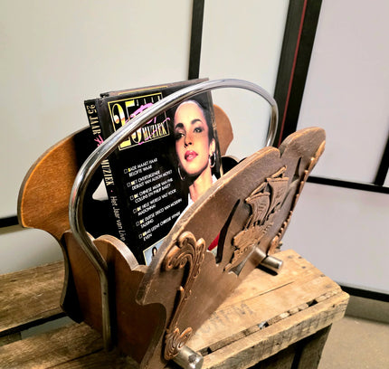 Vintage 70s Magazine Holder - Yatva