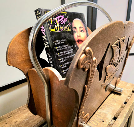 Vintage 70s Magazine Holder - Yatva