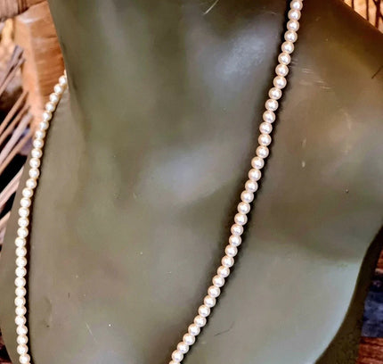 Vintage 70's Pearl Necklace - Yatva